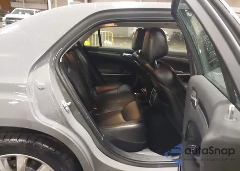 2019 Chrysler 300 Touring L Awd from USA, damaged, VIN 2C3CCARG8KH524137